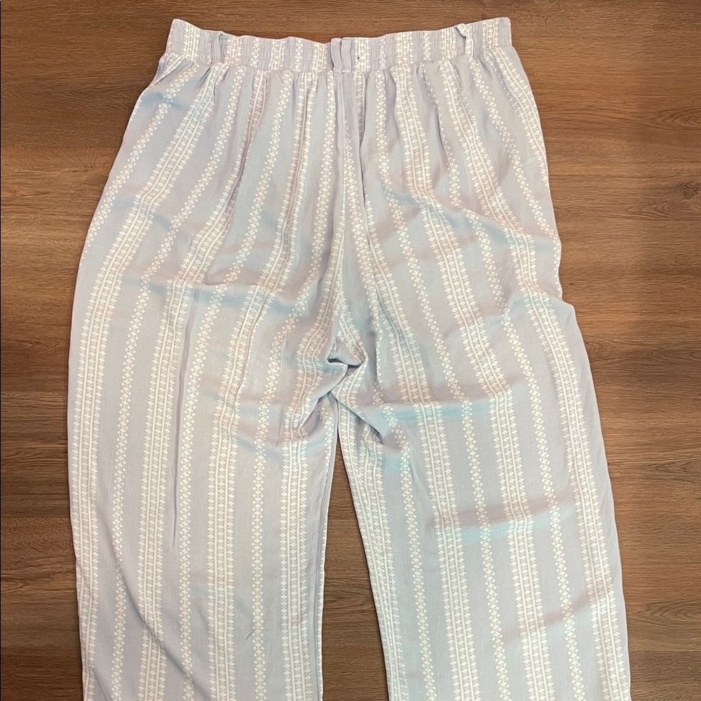 Torrid Light Blue Geo Stripe Patterned Gauze Pant… - image 4